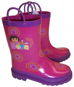Dora Birthday Cake on Rain Or Shine Every Little Dora The Explorer Is Going To Go Out And