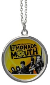Get this silver Lemonade Mouth necklace~